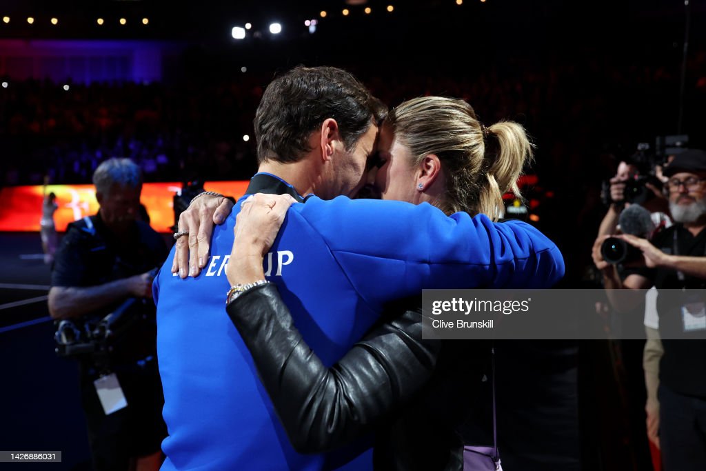 Photos: Federer and Mirka @ Laver Cup 2022. Think she is showing off her expensive ring in the second photo. Heck, first one twooooo!!!!!!!!!